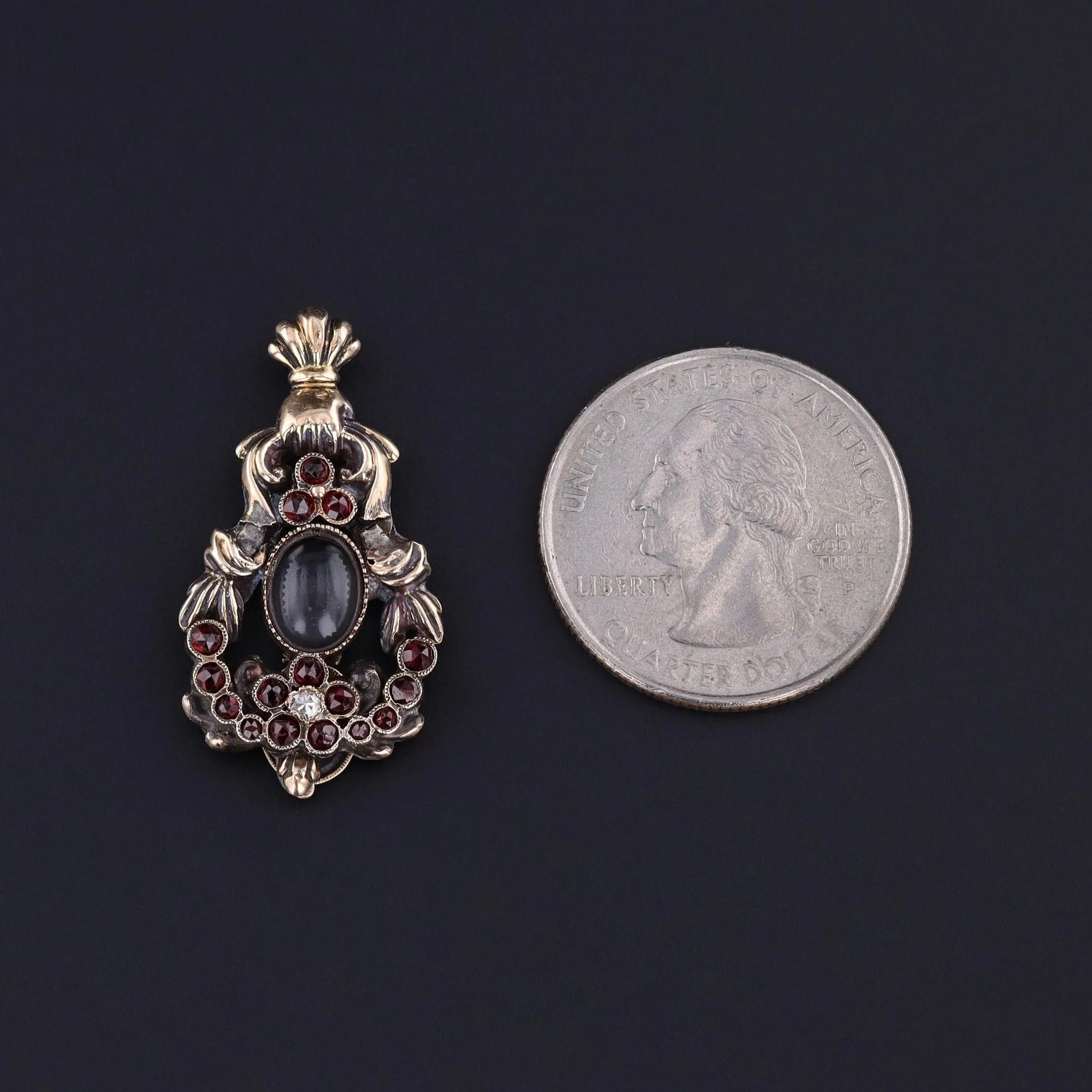 Georgian Garnet Locket Pendant of 14k Gold