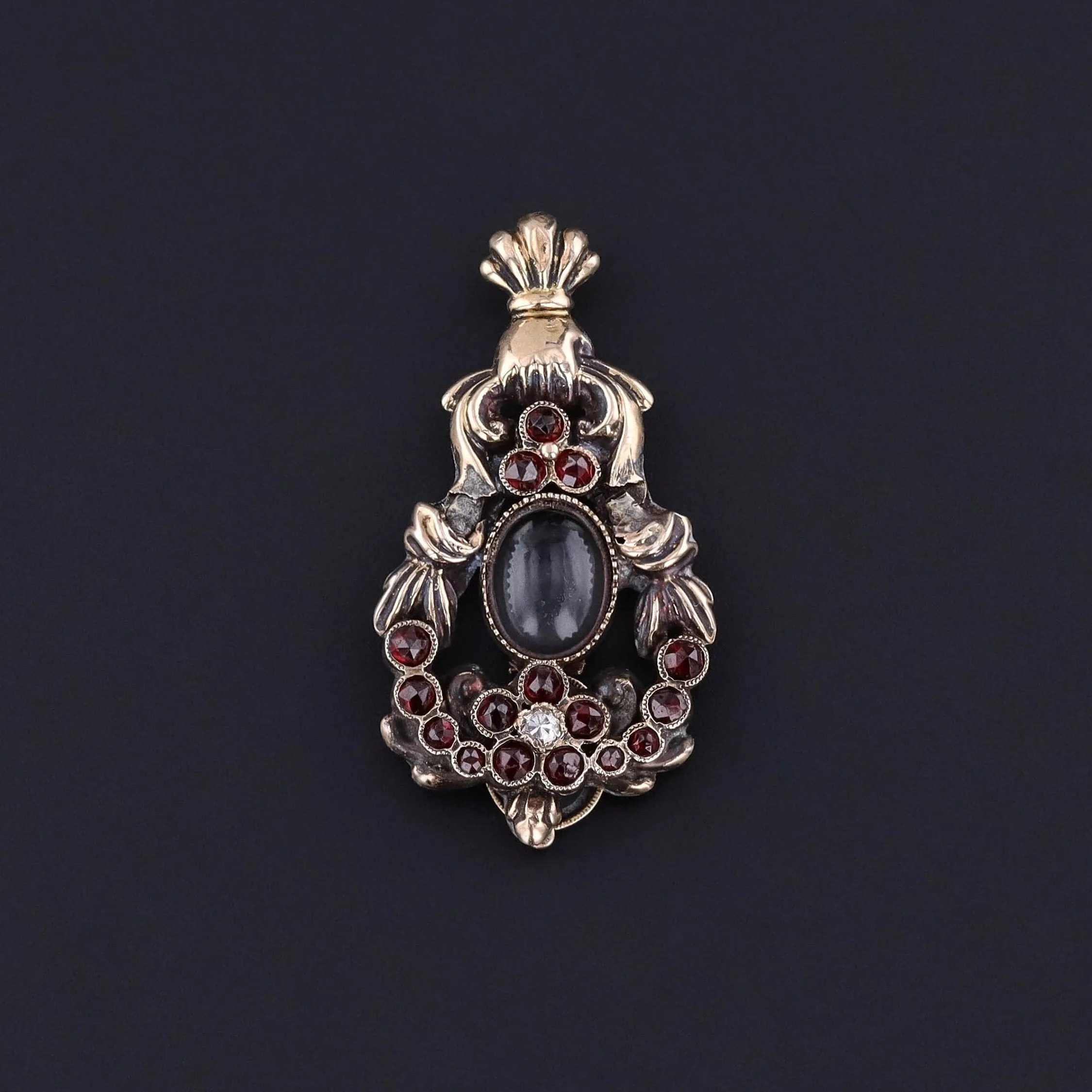 Georgian Garnet Locket Pendant of 14k Gold