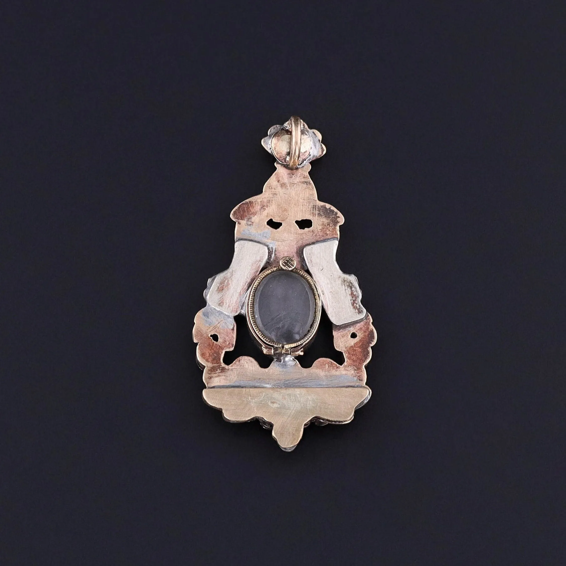 Georgian Garnet Locket Pendant of 14k Gold