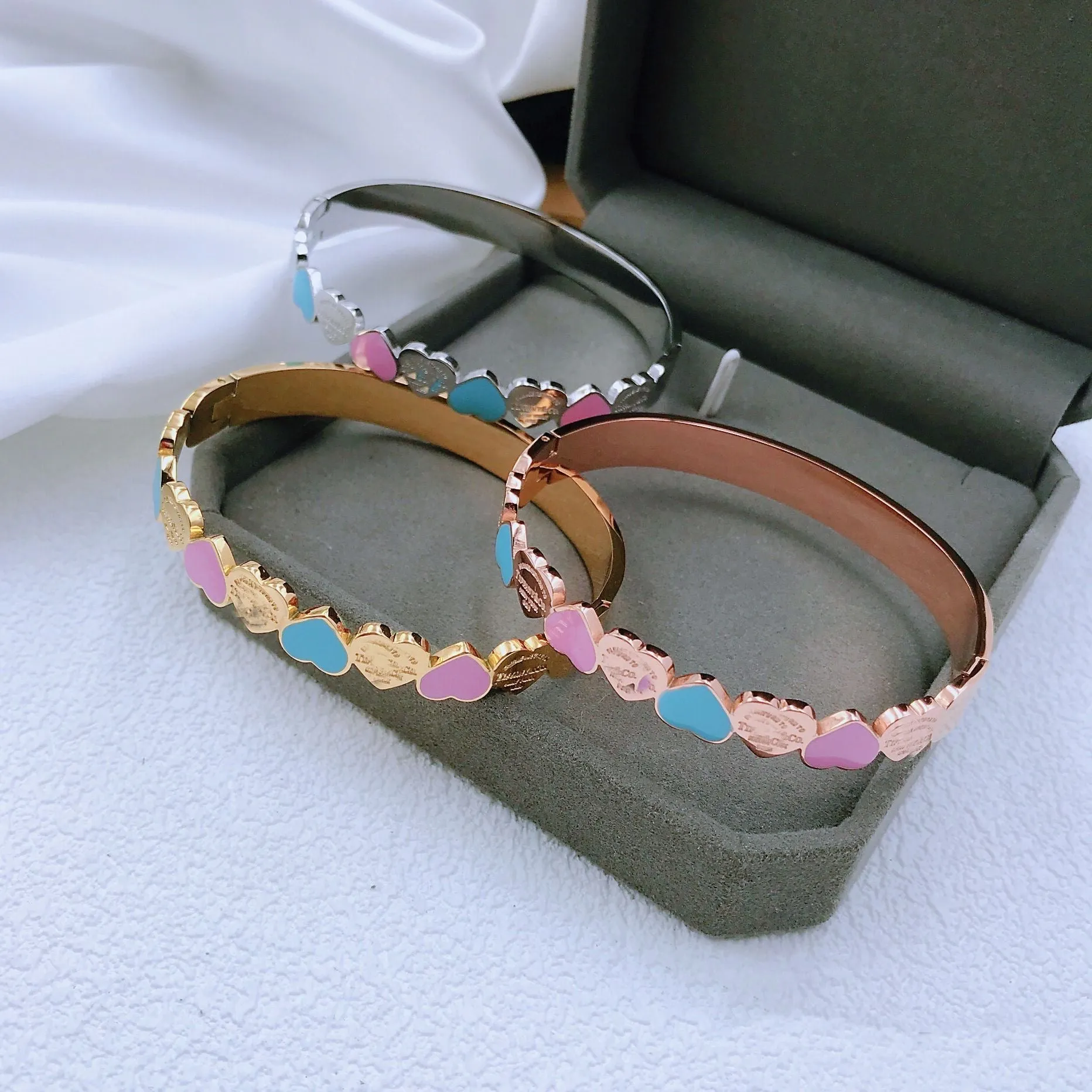 Gold/Silver Heart Bracelet