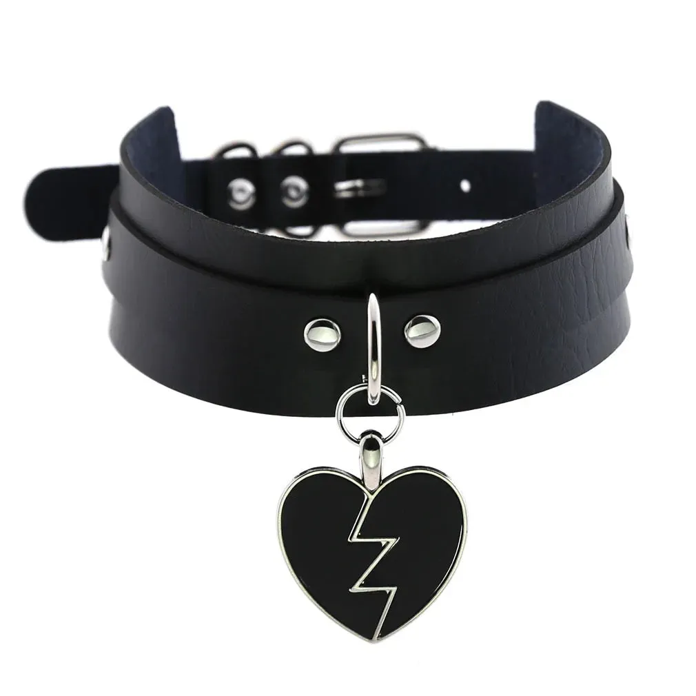 Halloween Emo Cosplay All Black Goth Choker Necklaces For Women Men Punk Spike Rivet Round Heart Bell Belt Necklaces Y2K Jewelry
