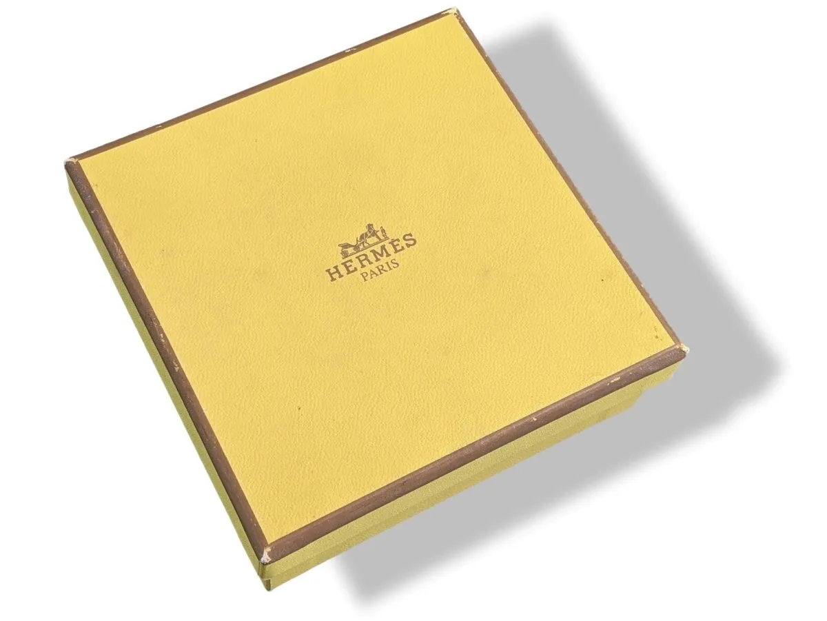 HERMES 1961 CALECHE SOIE DE PARFUM Silk Small Cushion in Yellow in Box!