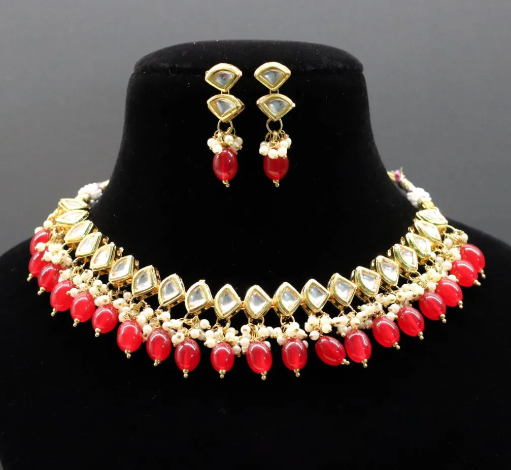 Hoor Kundan Necklace Set