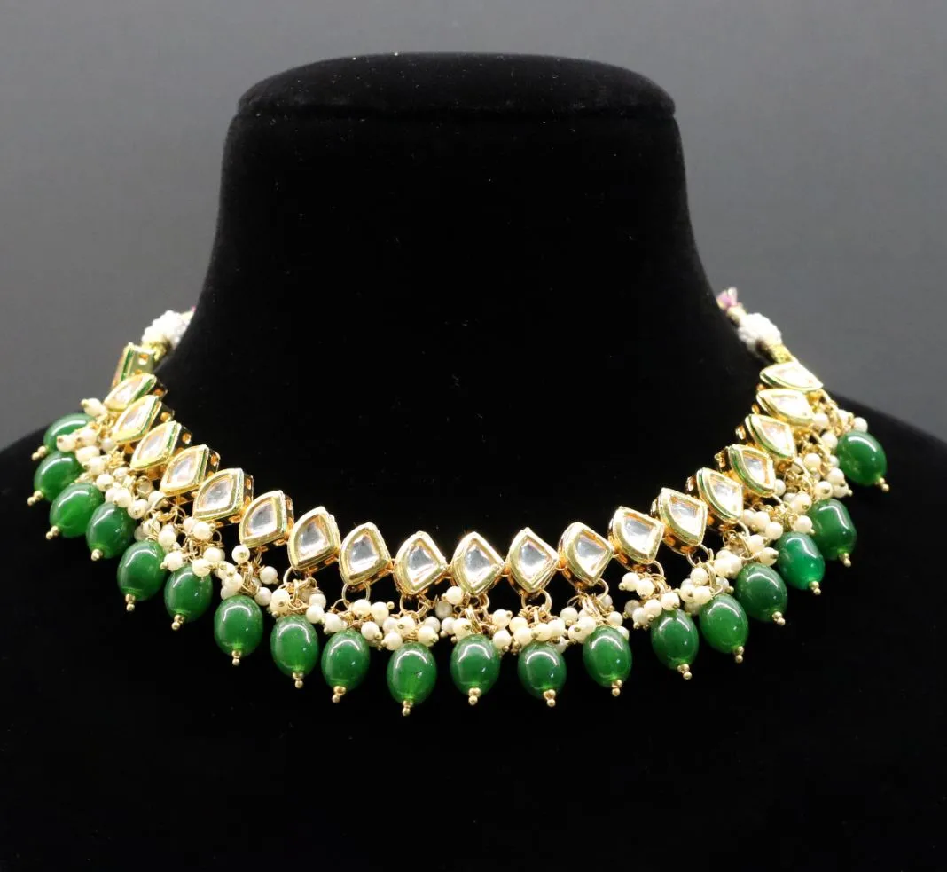 Hoor Kundan Necklace Set