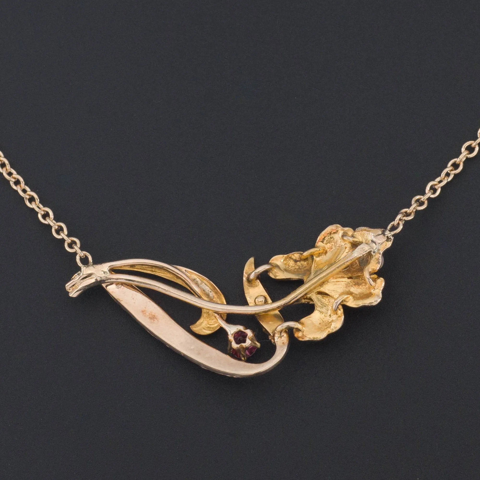 Iris Necklace | 14k Gold Iris Necklace