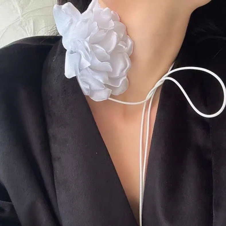 Linea Big Flower Corsage Chocker Necklaces - 4 Colors