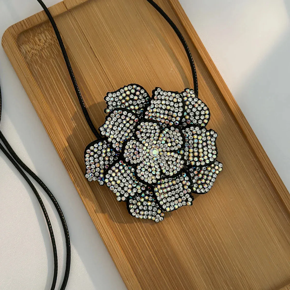 Luxury Full Rhinestone Big Rose Flower Choker Necklace Women Black Leather Wax Rope Clavicle Chain Adjustable Neck