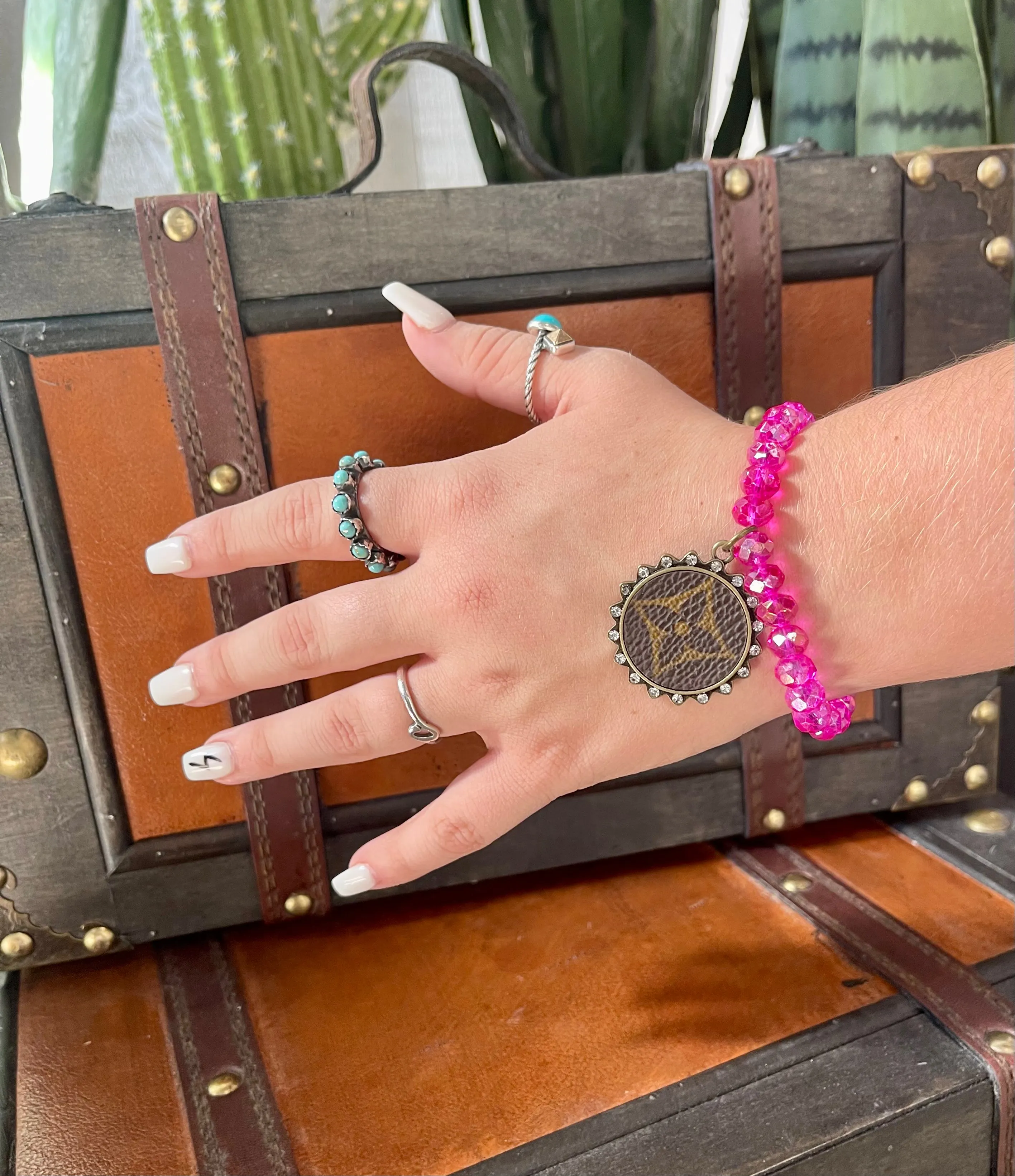 LV Beaded Braceletes