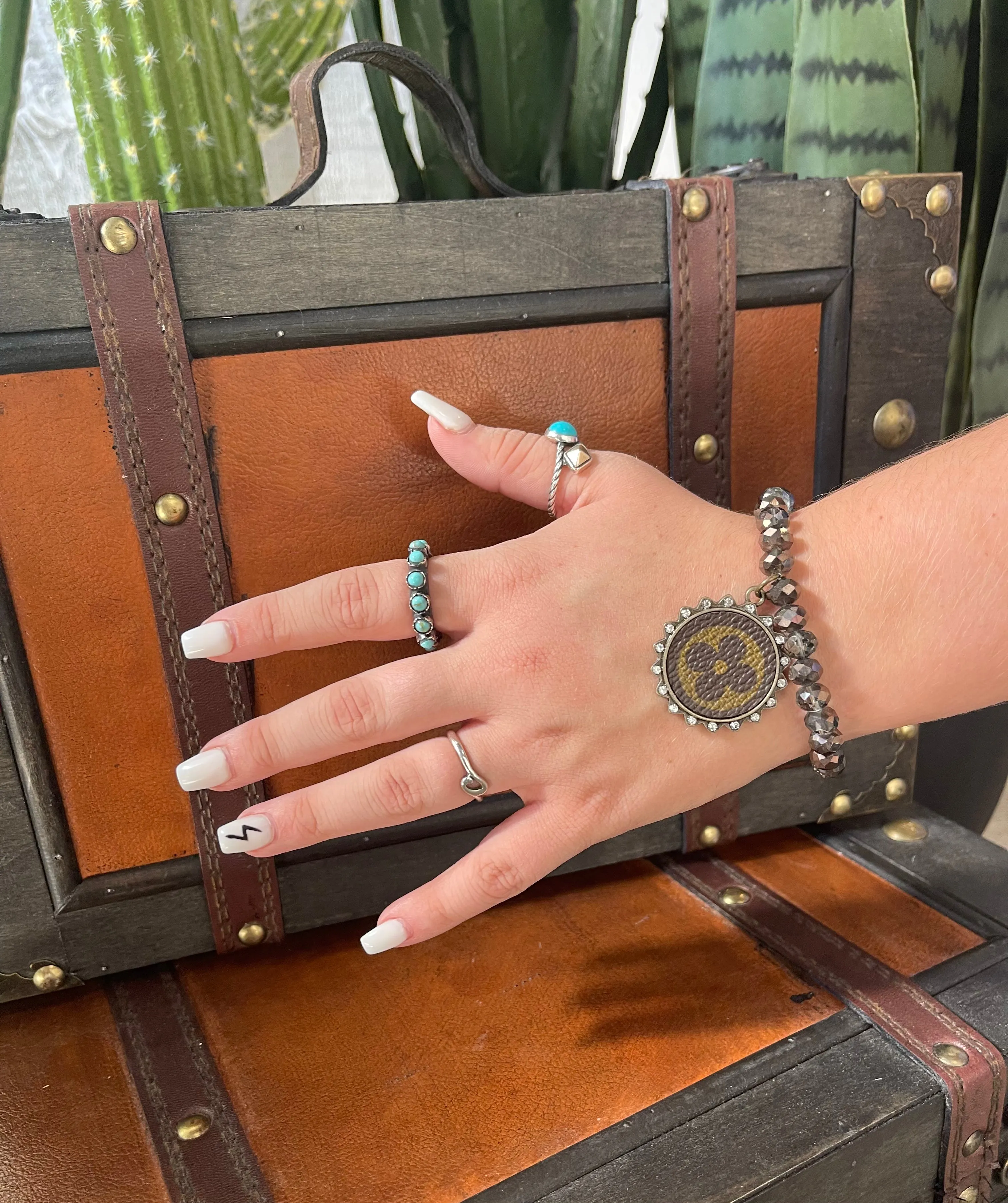 LV Beaded Braceletes