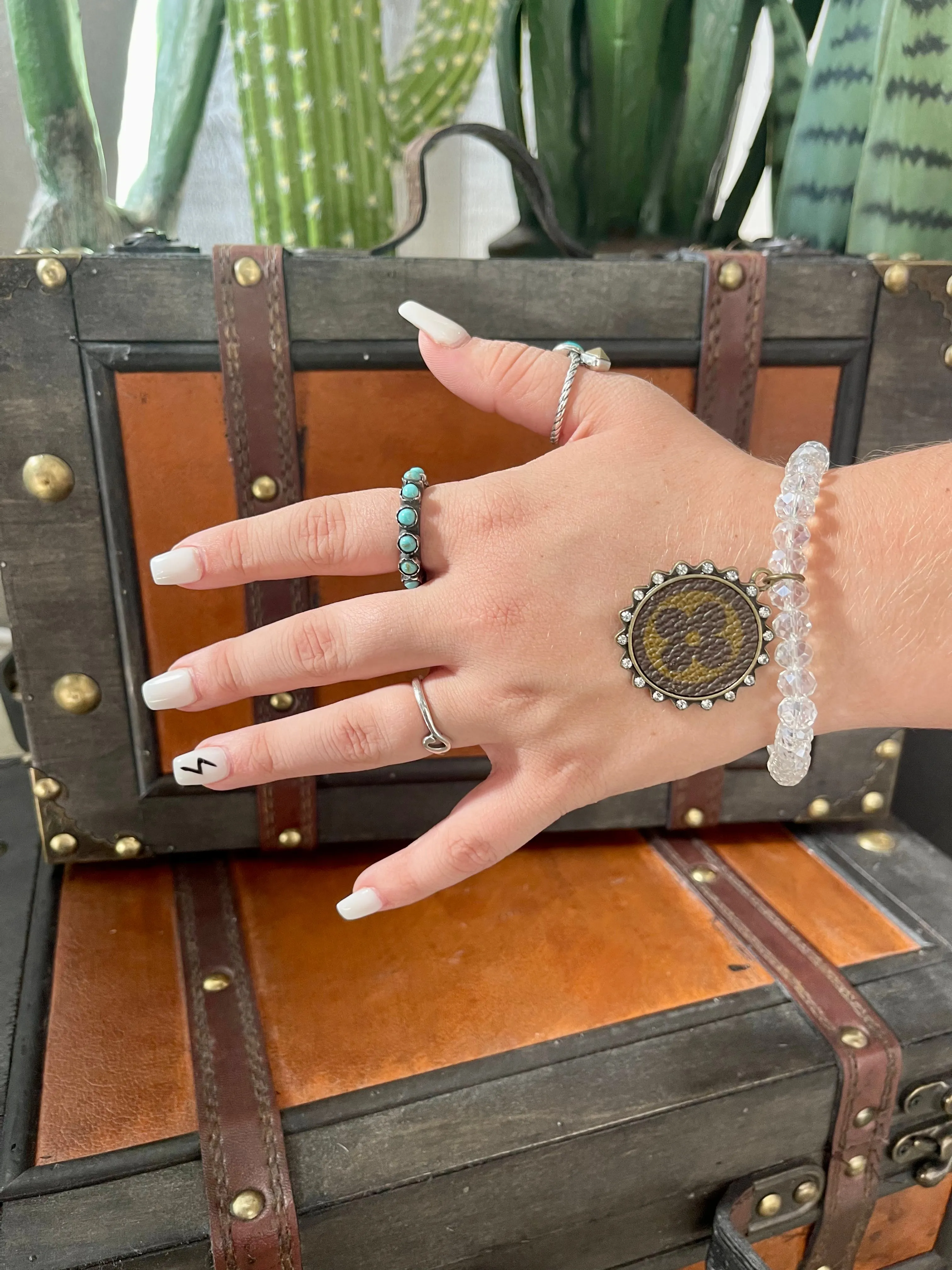 LV Beaded Braceletes