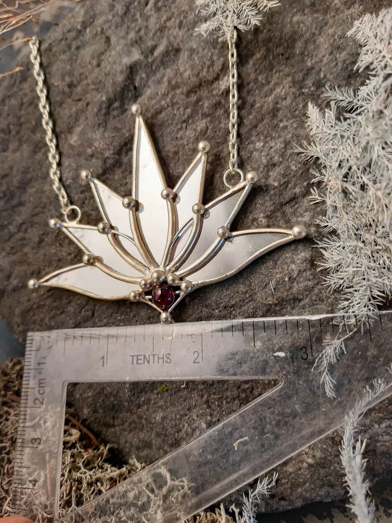 Mirror Lotus with Garnet Stone