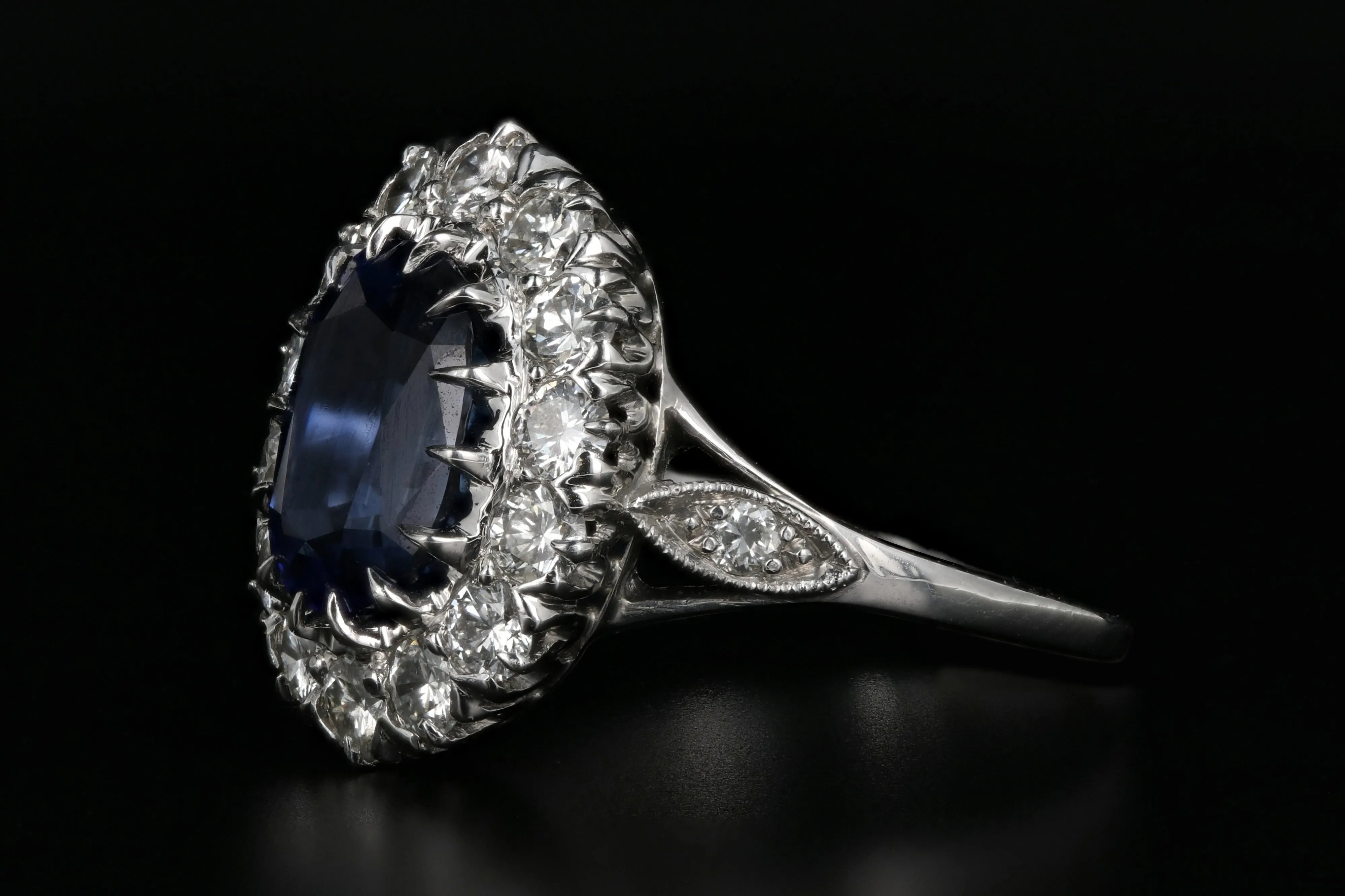 Modern Platinum 4.09 Carat Natural Madagascar Royal Blue Sapphire and Diamond Ring GIA Certified