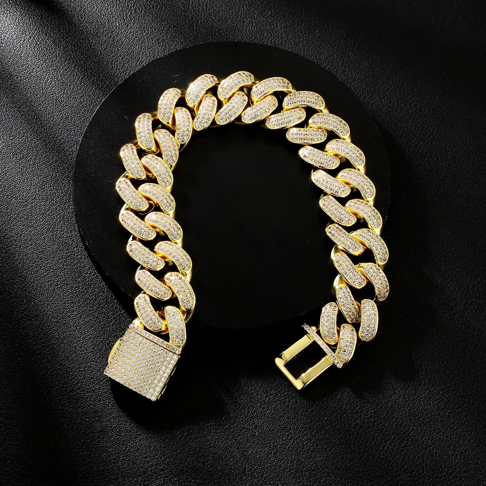【NEW】18mm Iced Out Diamond Cuban  Bracelet