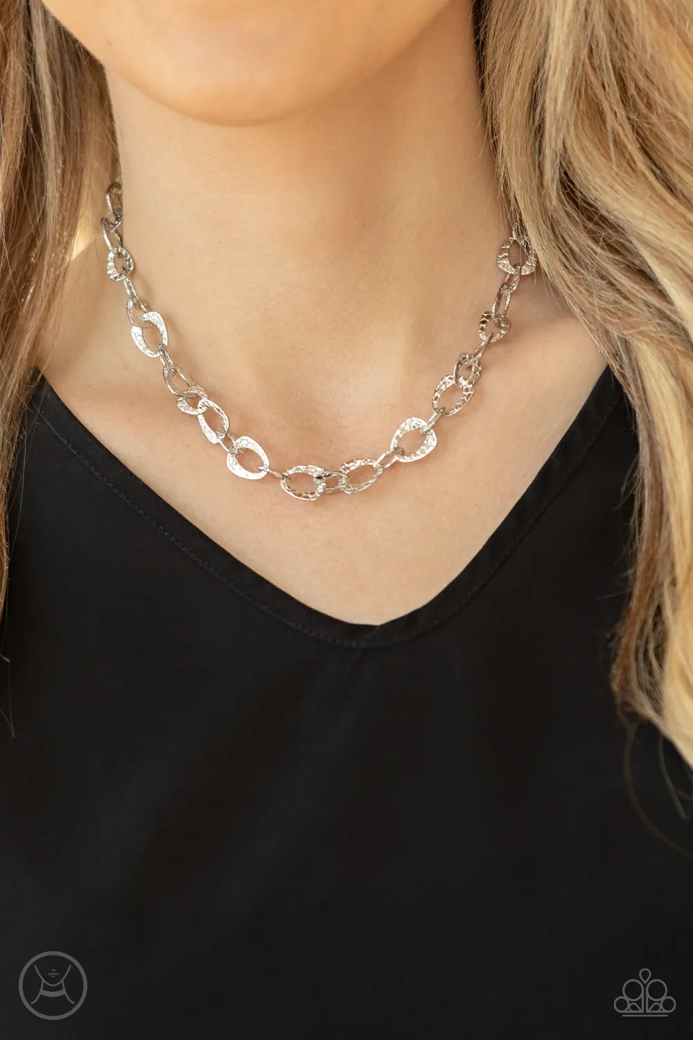 Paparazzi Urban Safari - Silver Necklace Choker