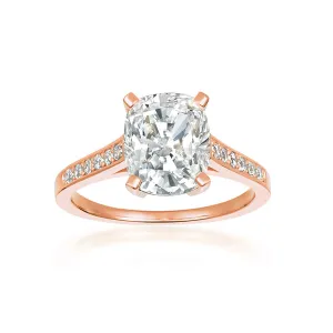 RADIANT CUSHION CUT RING FINISHED IN 18KT ROSE GOLD