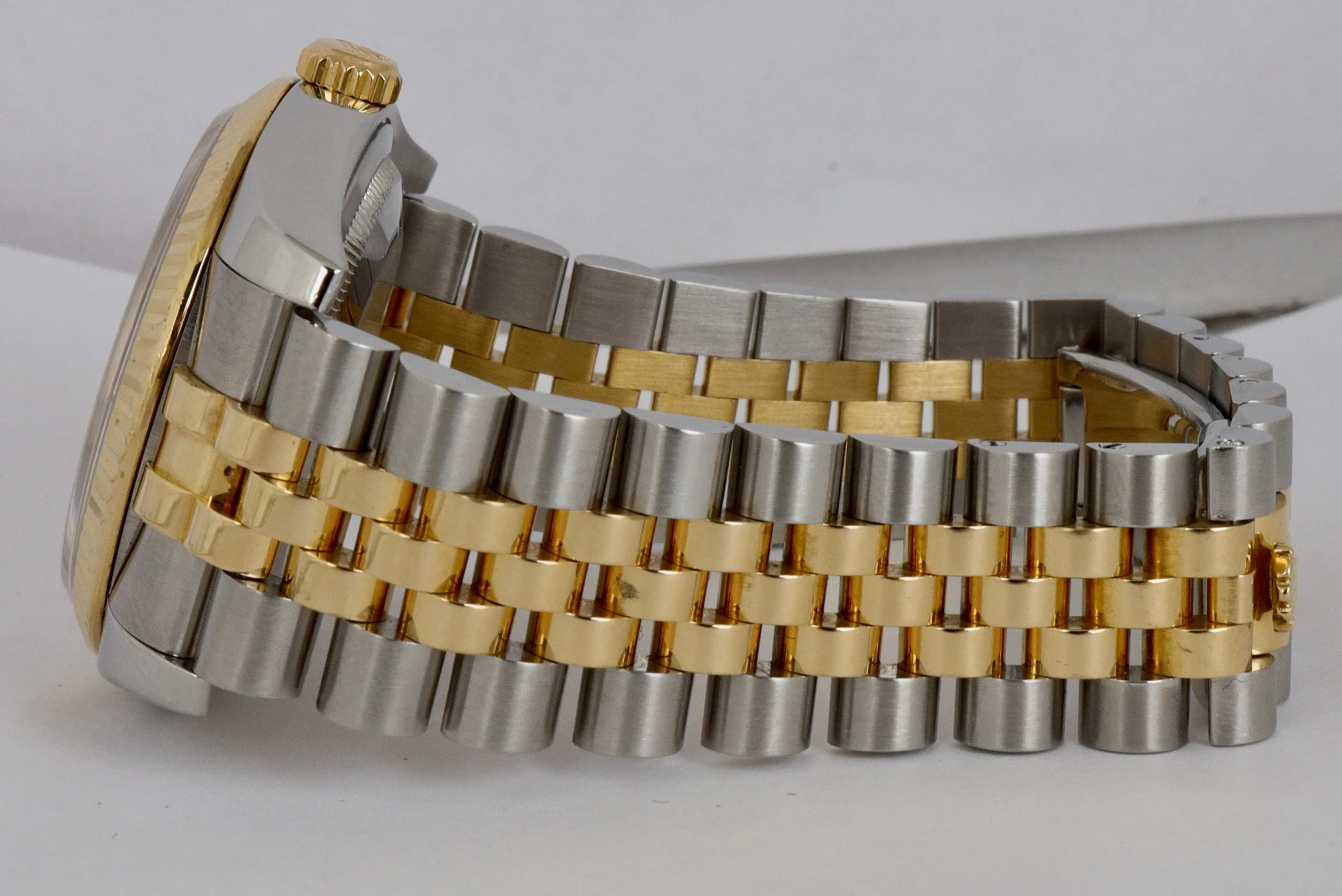 Rolex DateJust 36mm Ivory Pyramid Roman 116233 Two-Tone 18K Gold Stainless Watch