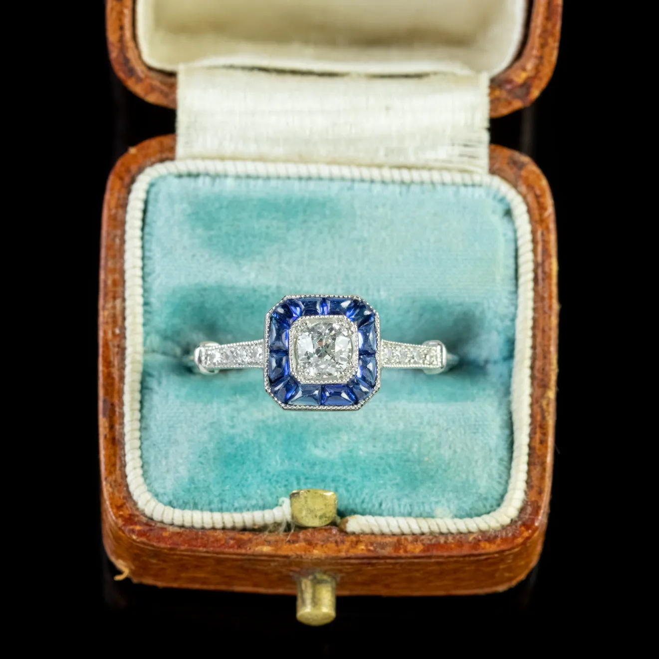 Sapphire Diamond Ring 18Ct White Gold Engagement Ring