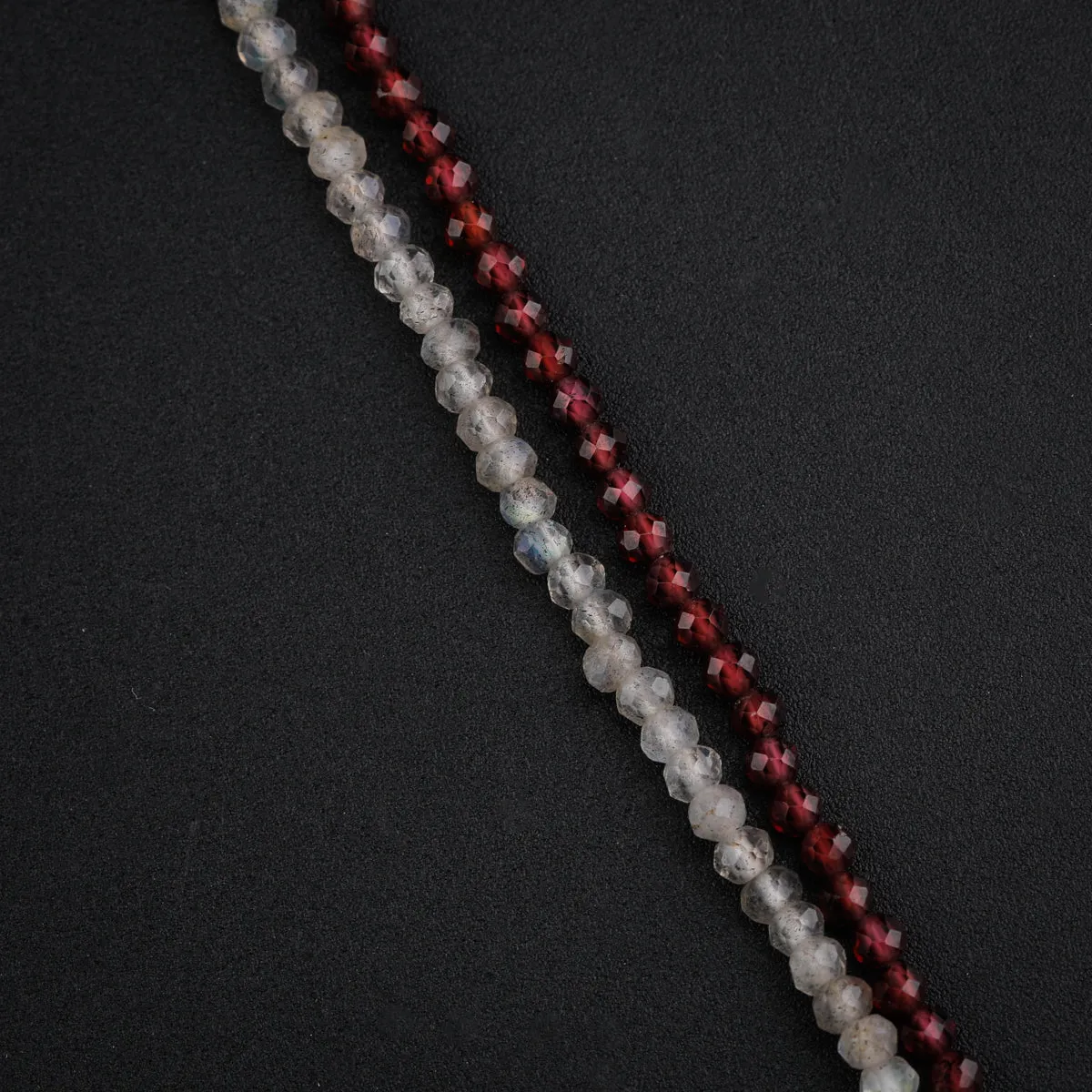 Silver Double Layered Pipe Necklace with Labradorite and Garnet