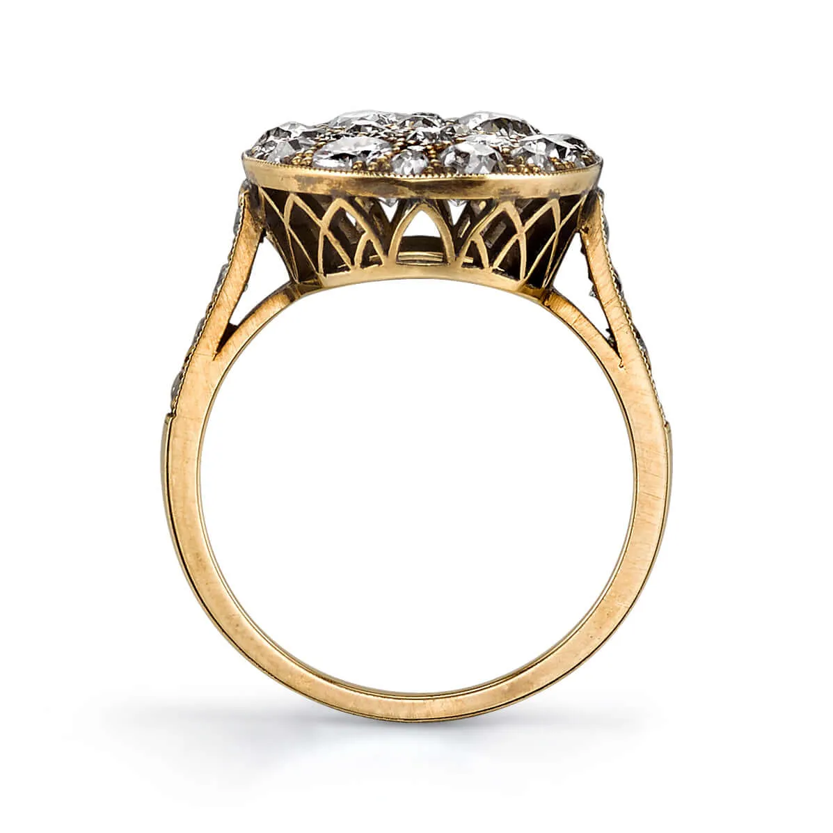 SMALL OVAL COBBLESTONE RING