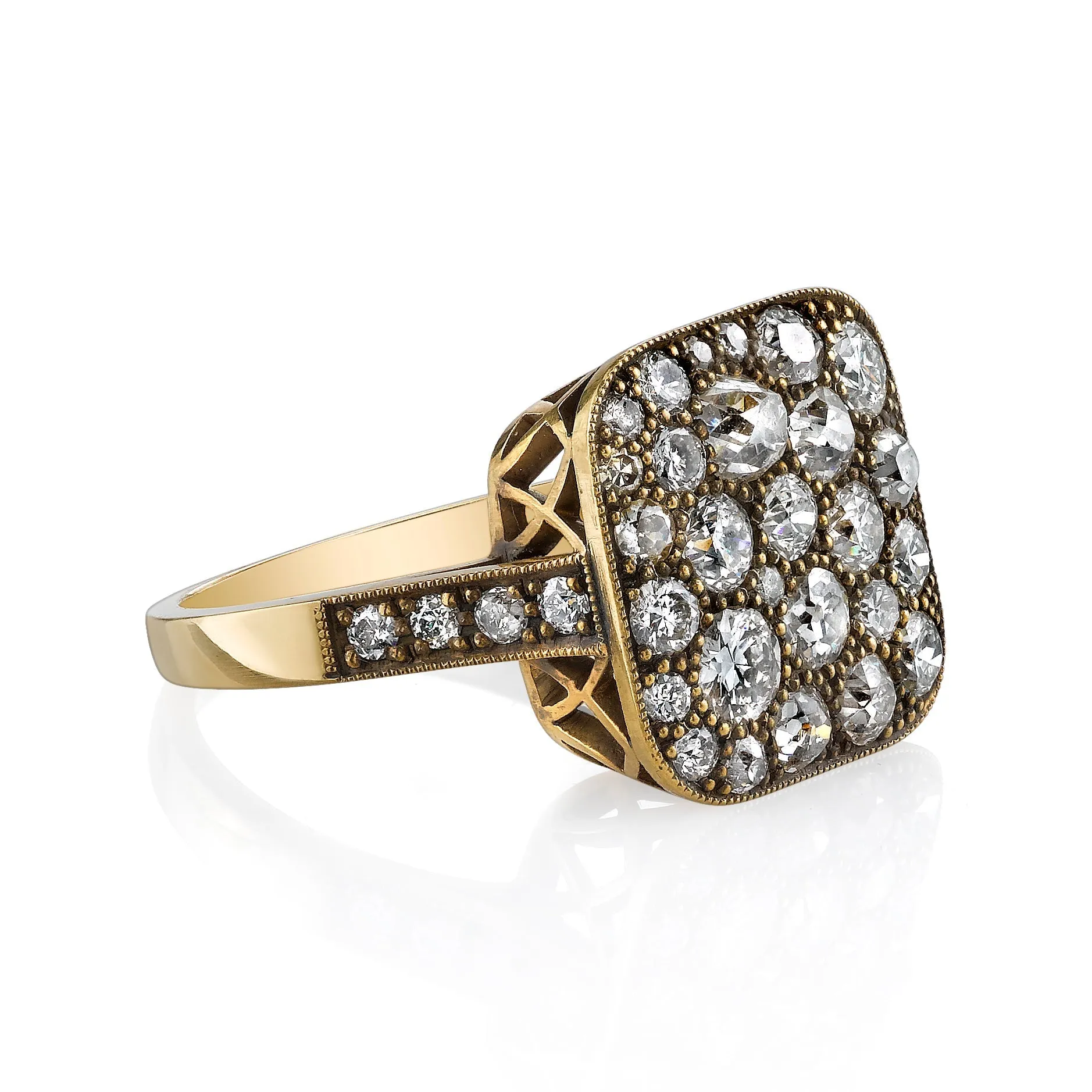 SMALL SQUARE COBBLESTONE RING