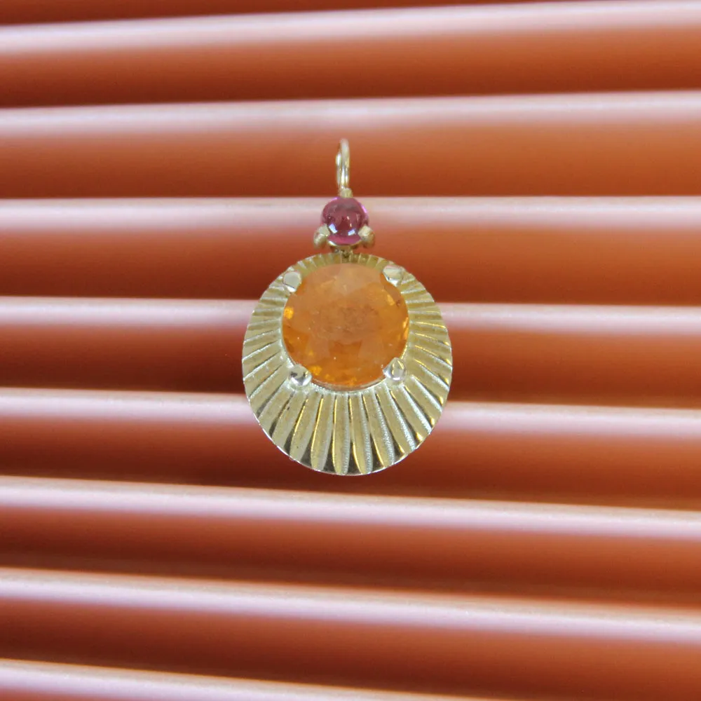 Spessartine Garnet Oval Necklace in Yellow Gold