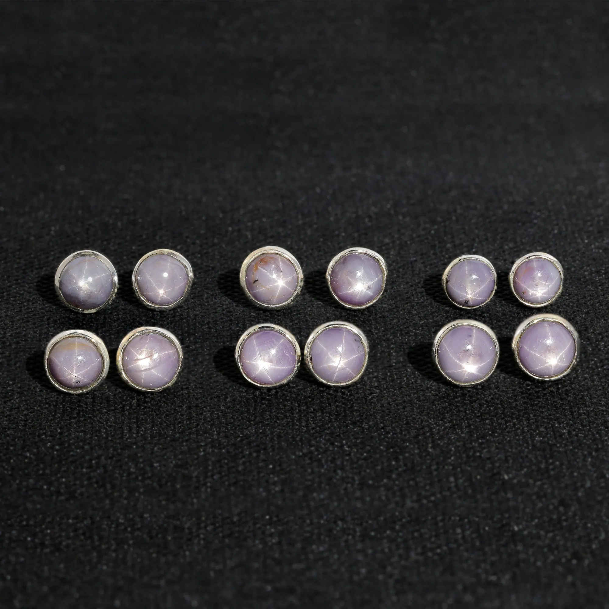 STAR SAPPHIRE STUDS 4.5 CT