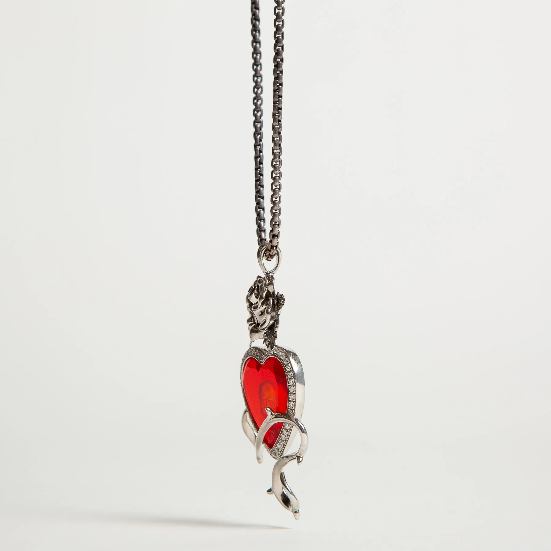 STEPHEN WEBSTER | GARNET DIAMOND HEART PENDANT