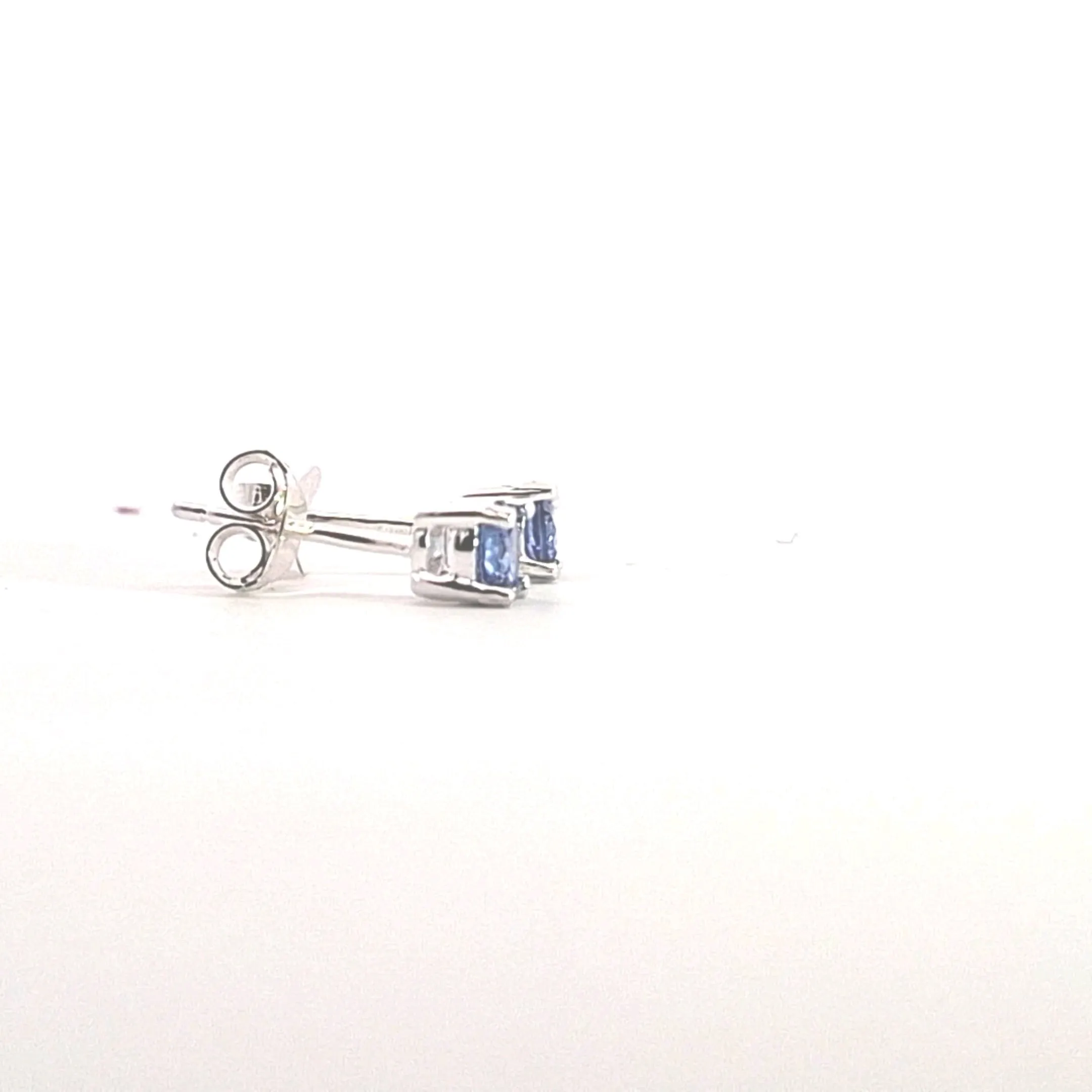 Sterling silver 4mm Sapphire Blue CZ claw set stud earrings 37896