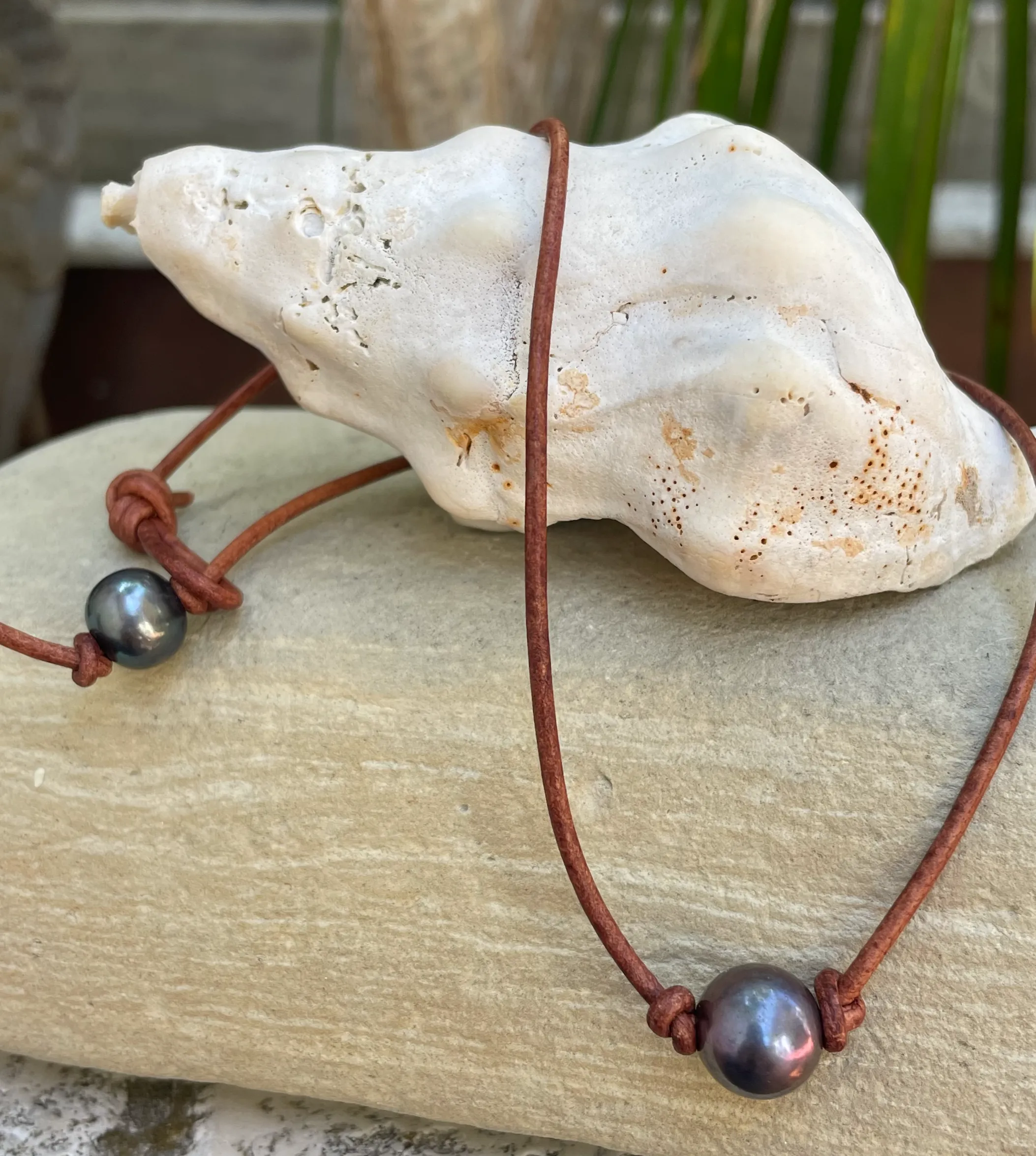 Sunset Black Pearl Necklace