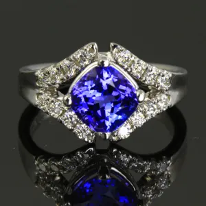 Tanzanite and Diamond Ring 2.48 Carats