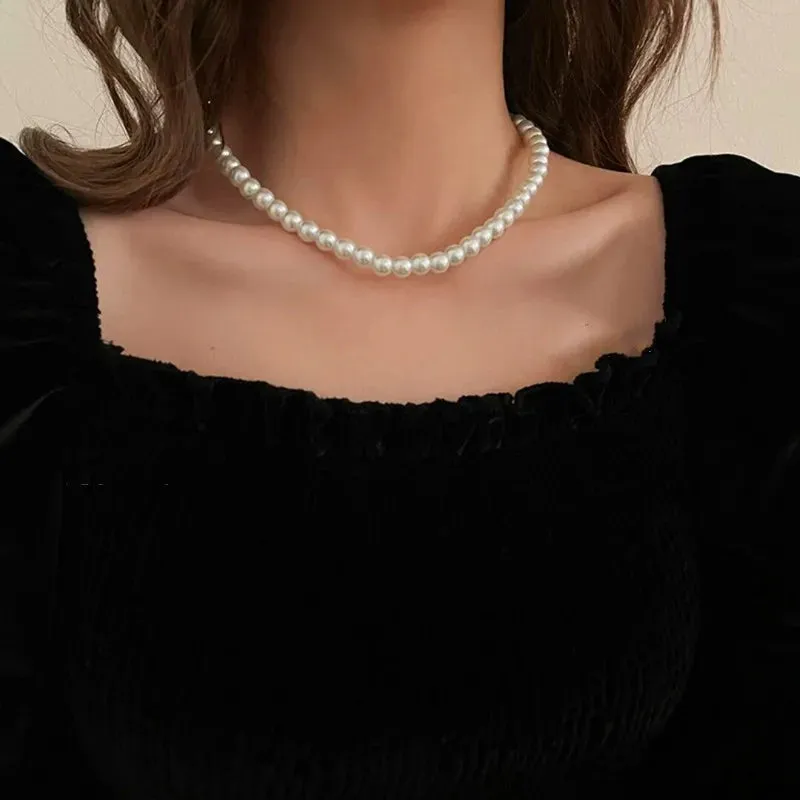 Trendy Love Heart Pearl Choker Necklace Female Personality Party Fashion Clavicle Collier Accessories Colar Perlas Collar Gift