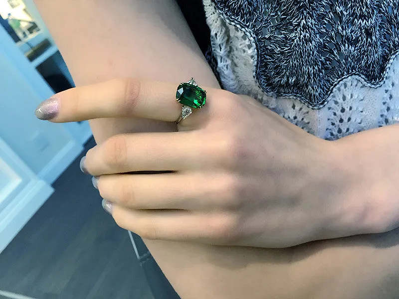 Tsavorite and Diamond Ring