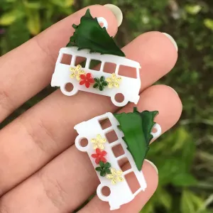 Van with Christmas tree / Connector or charm / 4 Pieces, 25mm (1 in)