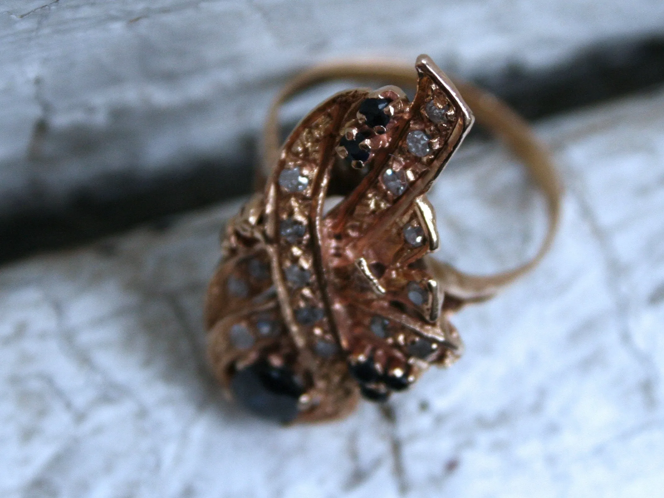 Vintage 14K Rose Gold Diamond and Sapphire Cluster Ring - 0.99ct.