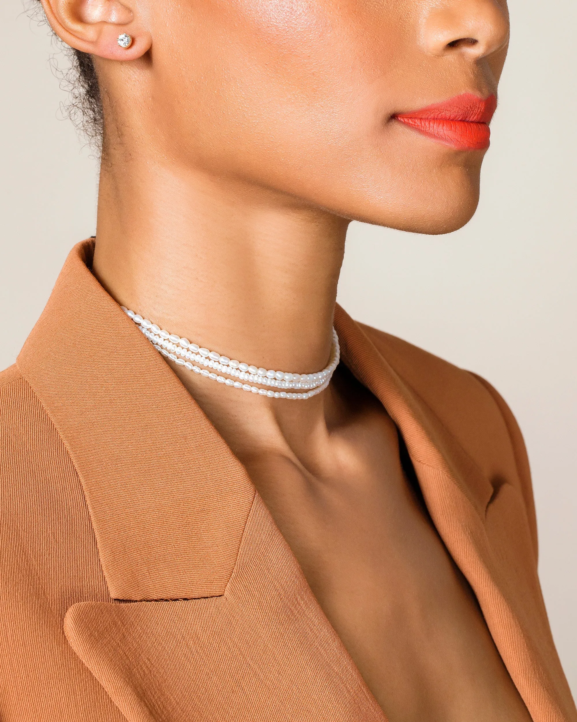 White Pebble Seed Pearl Choker Necklace