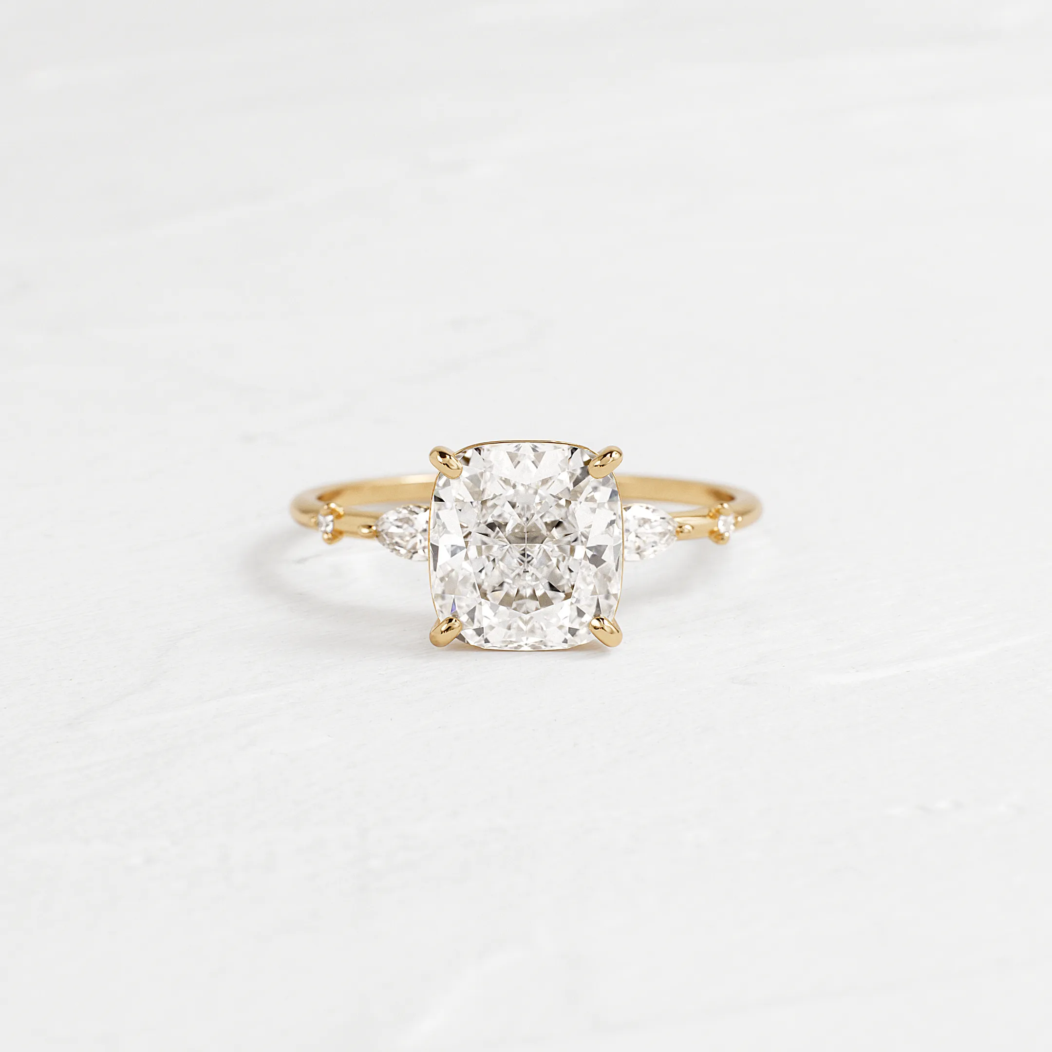 Windlass Ring, Cushion Cut