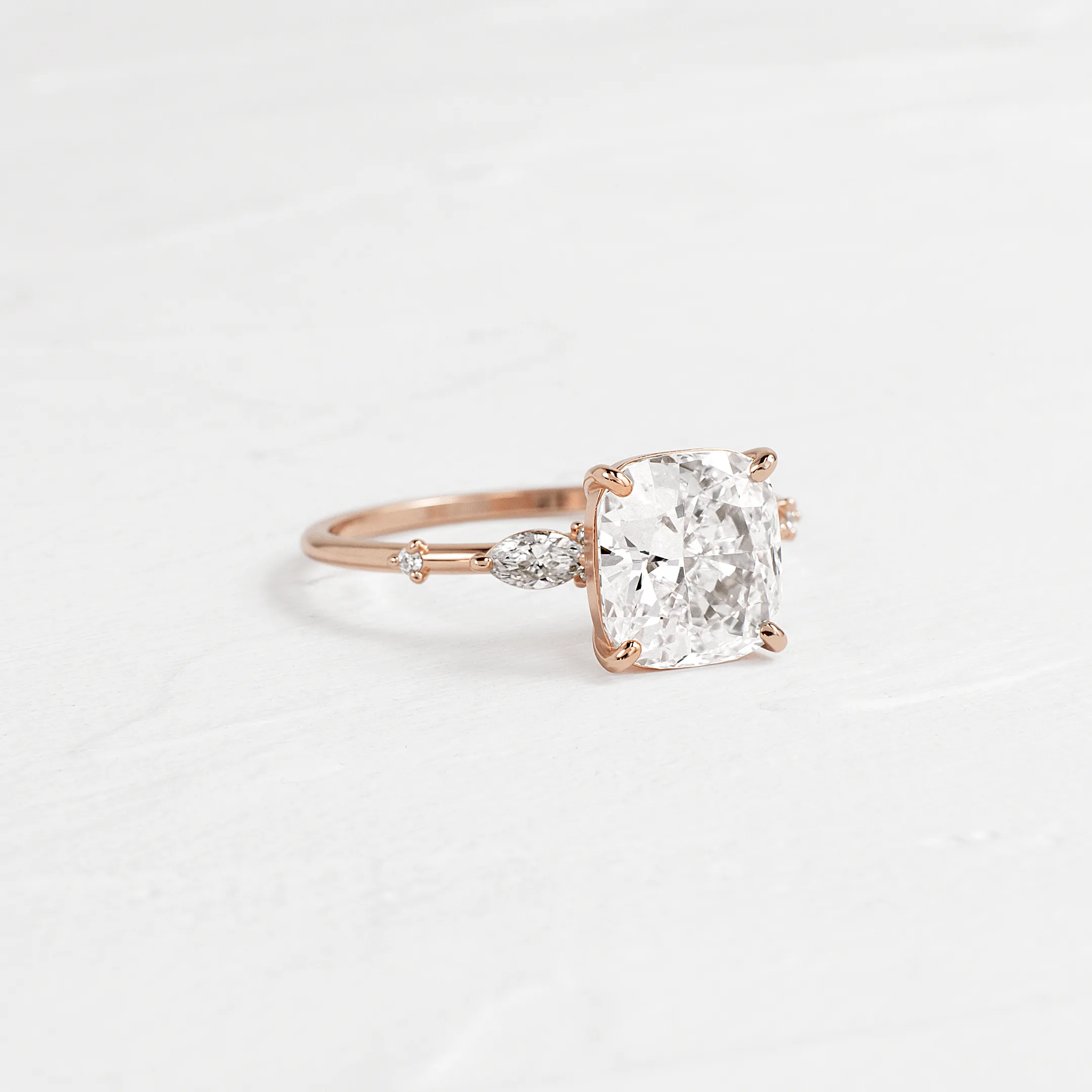 Windlass Ring, Cushion Cut