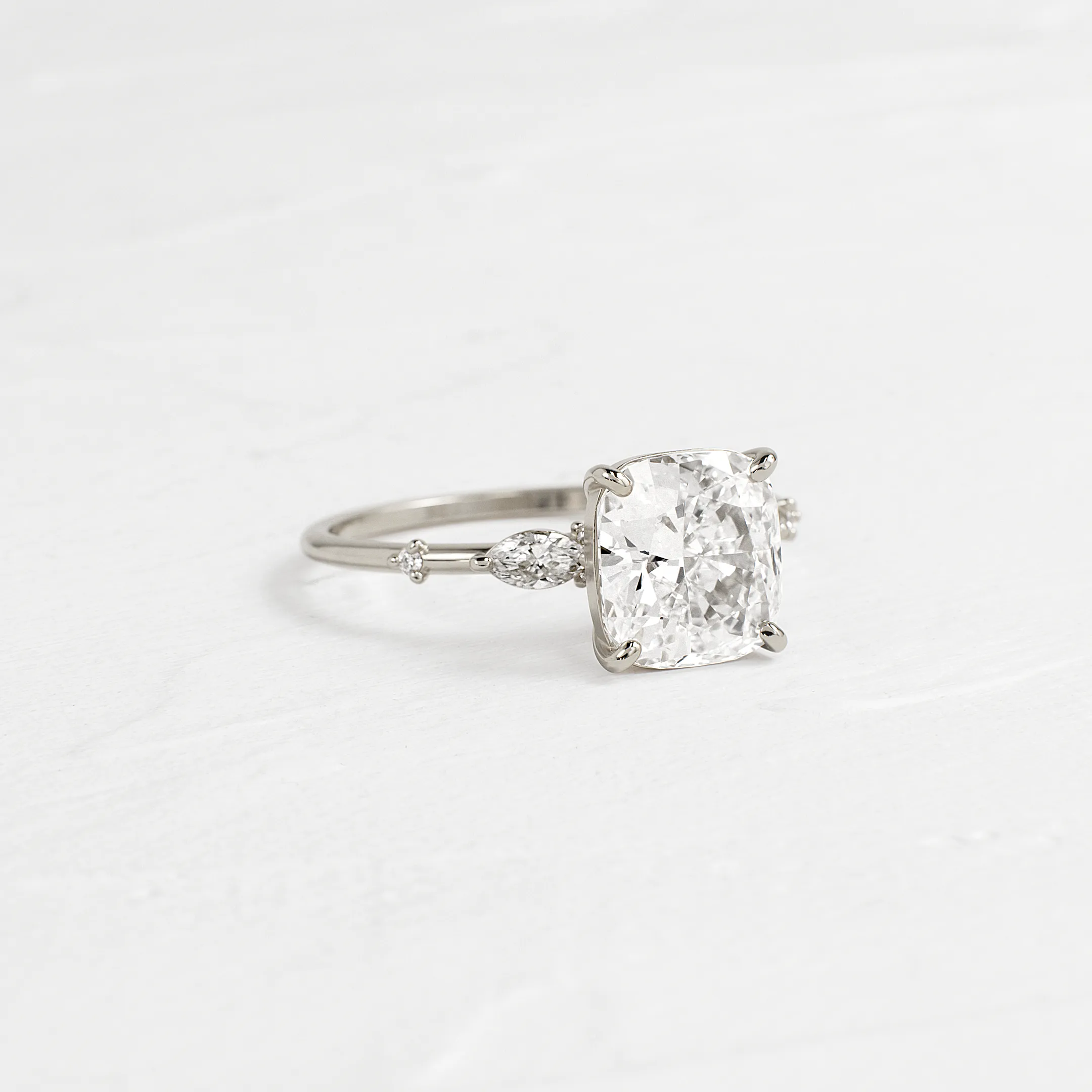 Windlass Ring, Cushion Cut