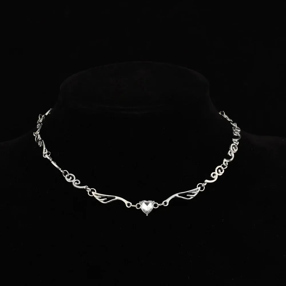 Y2K Silver Color Irregualr Choker Necklace for Women Girls Love Heart Crystal Clavicle Chain Necklace